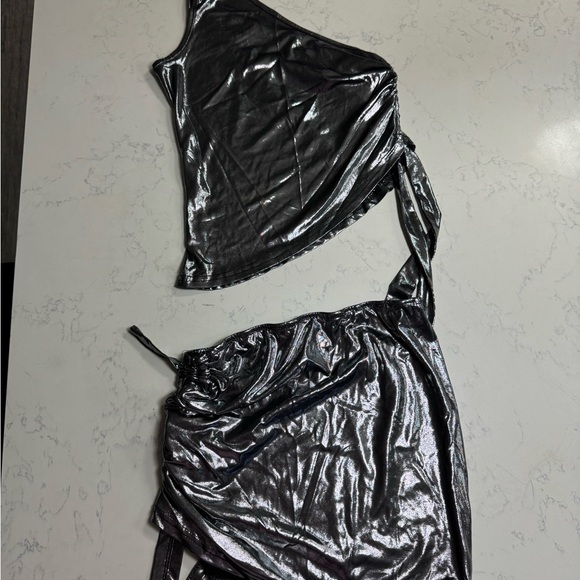 Metallic Skirt Set - Picture 1 of 5